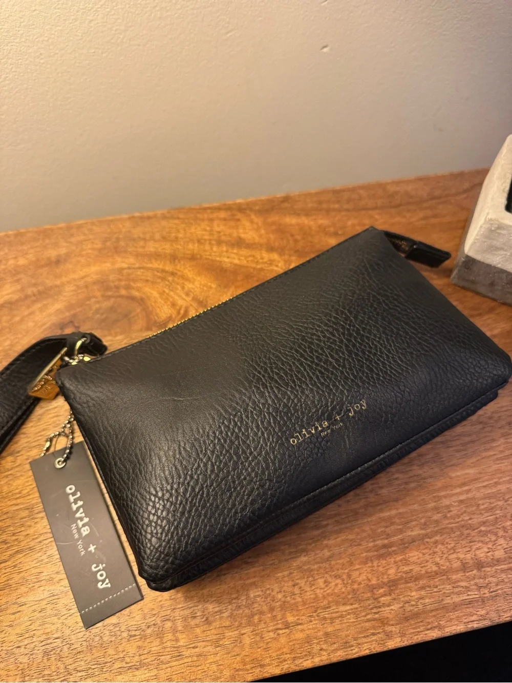 Olivia + Joy Black Pebbled Leather Wristlet Clutch - Picture 1 of 5